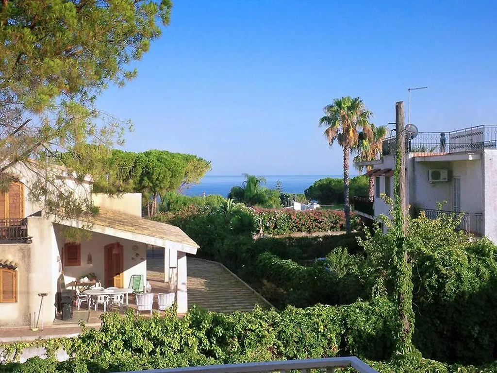 Villa Ginevra Fontane Bianche